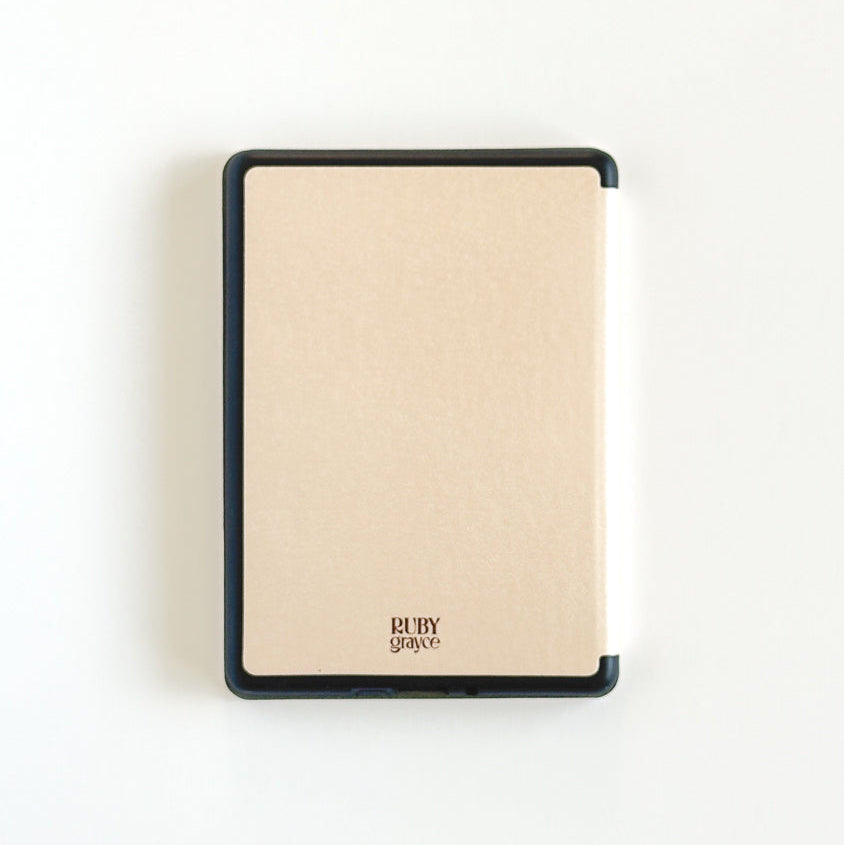 This Mom Just Wants to Read Kindle Case