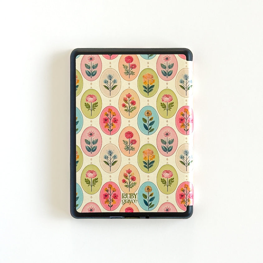 Pressed Petals Kindle Case